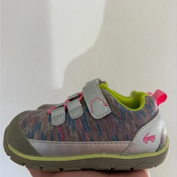 See Kai Run Toddler Shoes - Picture 3 of 5